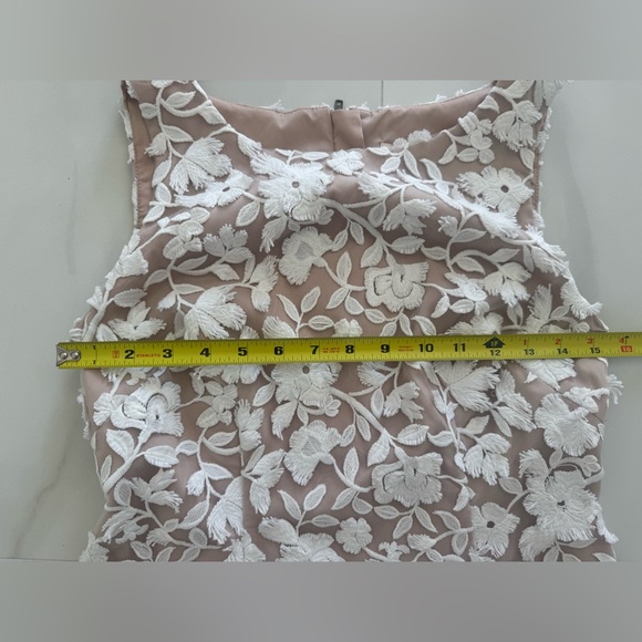 Aidan Mattox  Women White Flower Lace Sleeveless Mini  Dress Size US 6 | EU 38 - Picture 13 of 14